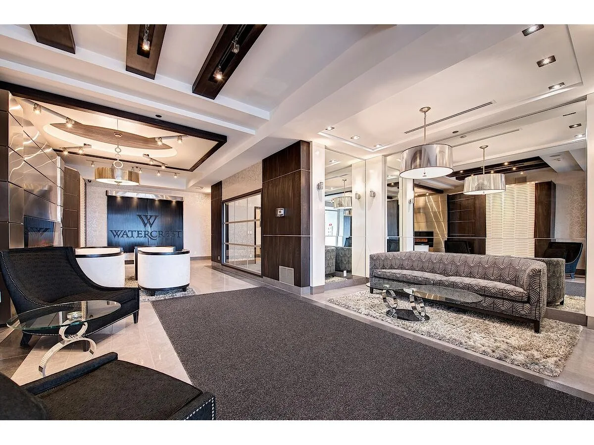 15 Maple Avenue