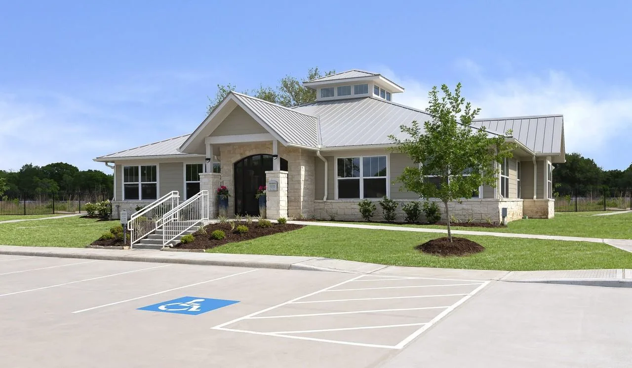 The Pointe at Crestmont