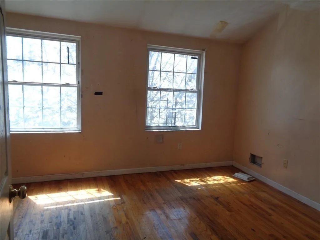 430 Ocean Parkway, Brooklyn, NY 11218, US