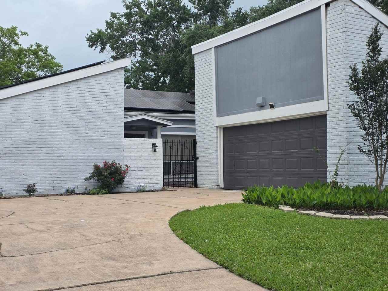 13906 Ella Lee Ln, Houston, TX 77077, USA