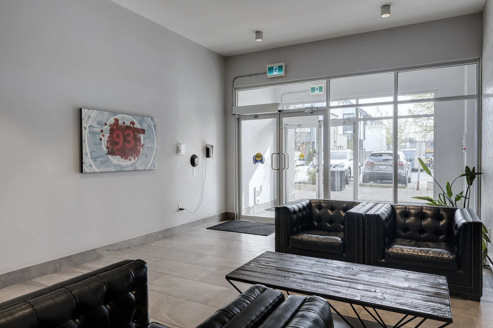 Spacious Suites in Beautiful Cloverdale offering 1 Month Free rent!