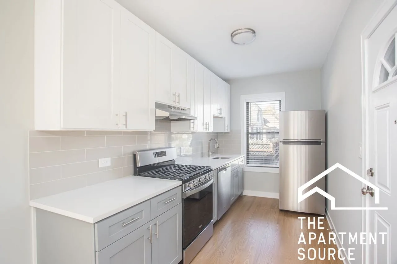 1952 W Wilson Ave, Chicago, IL 60640, USA