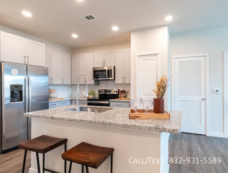 1000 Antoine Dr, Houston, TX 77055, USA