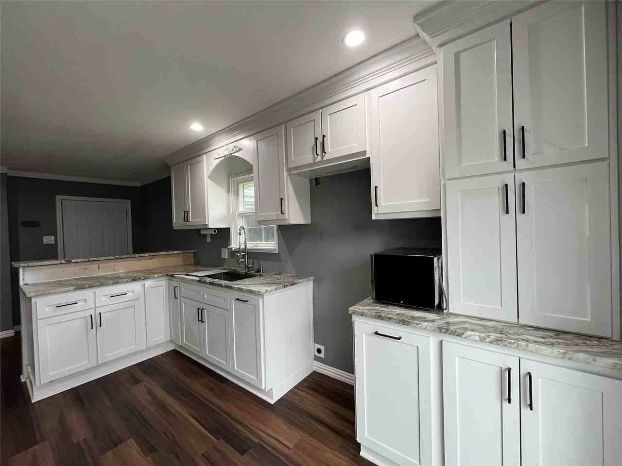 8106 Anacortes St, Houston, TX 77061, USA