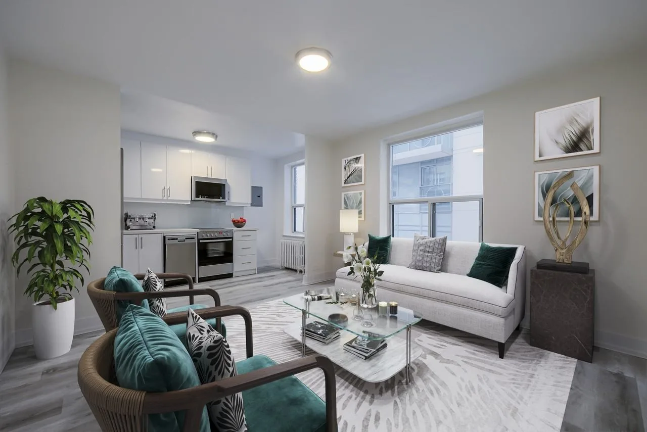 196 Eglinton Avenue East