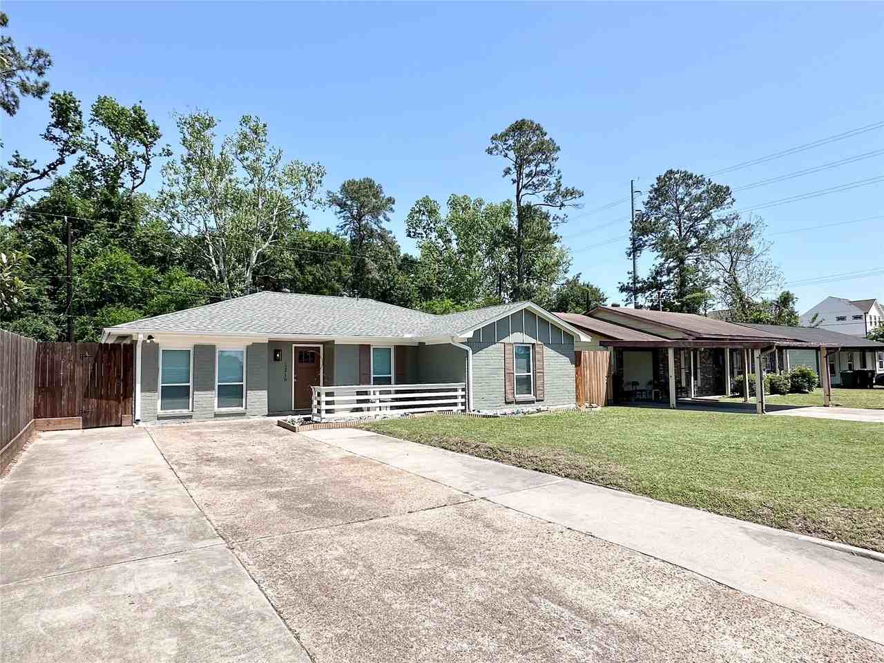 1210 W Donovan St, Houston, TX 77091, USA