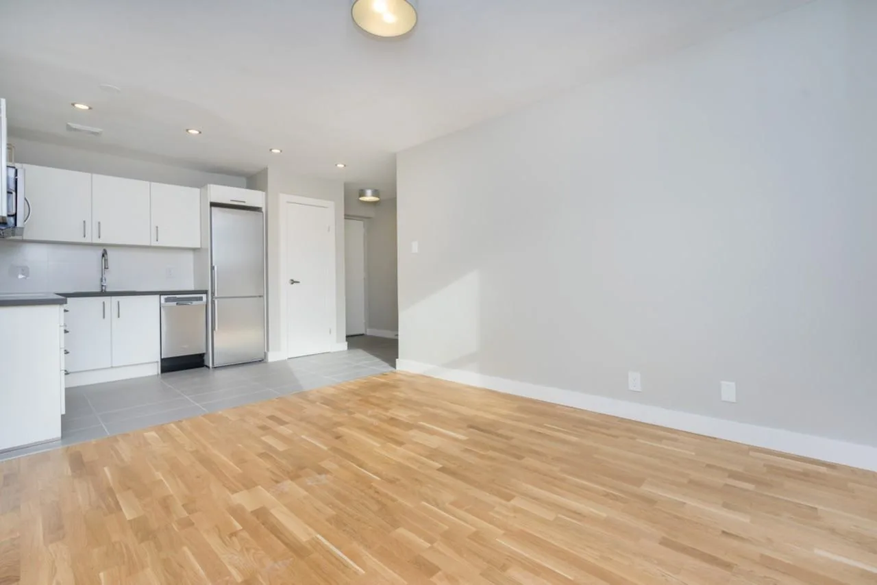25 Eccleston Drive