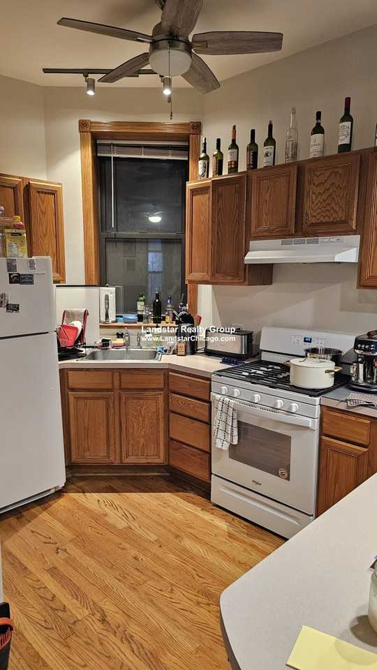 1427 N Wood St, Chicago, IL 60622, USA