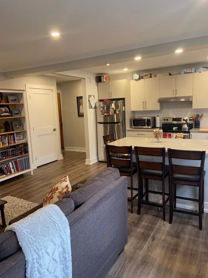 341 Whitby Ave