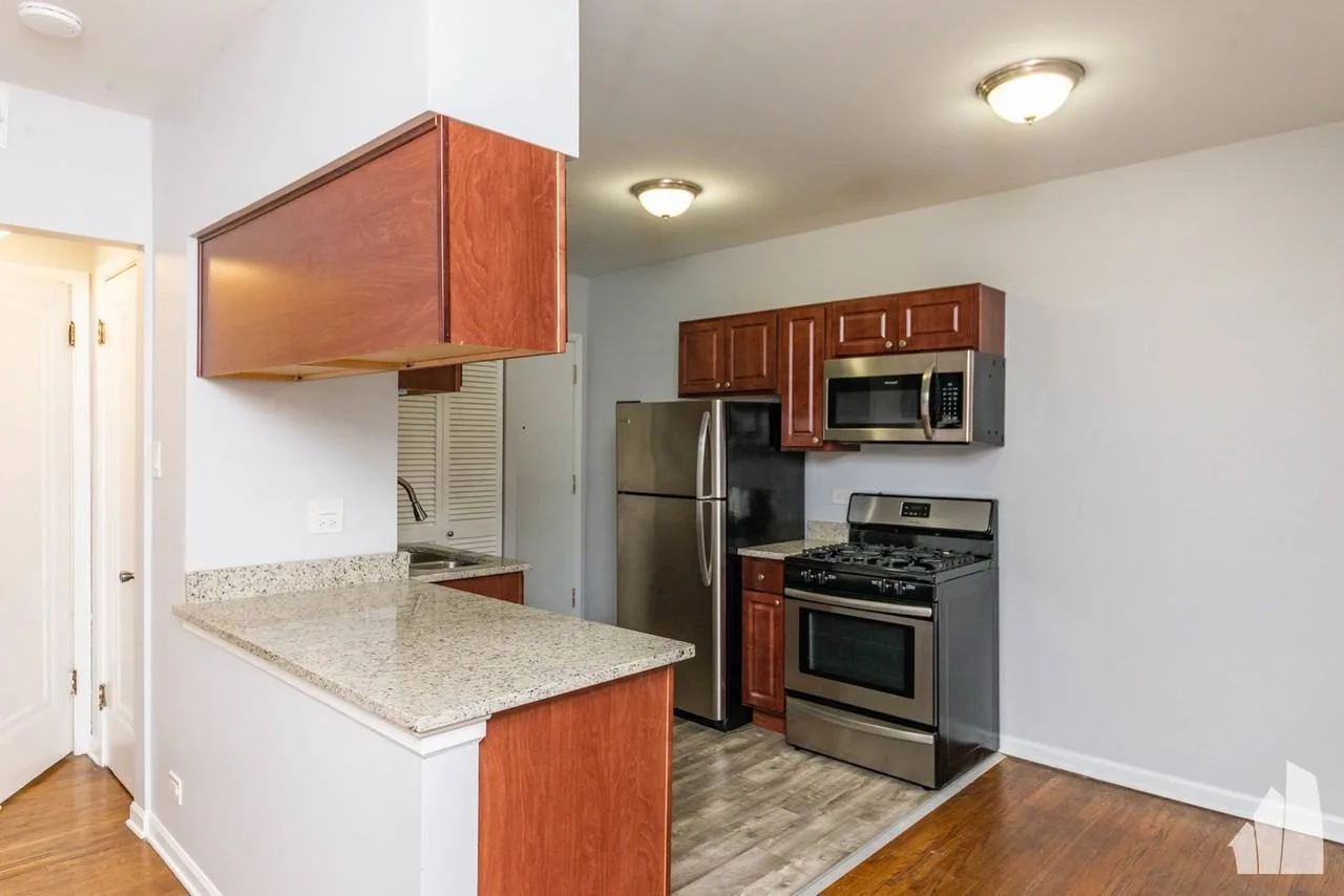 3714 N Sheffield Ave, Chicago, IL 60613, USA