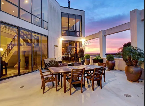 1111 Bering Drive, Houston, TX 77057, USA