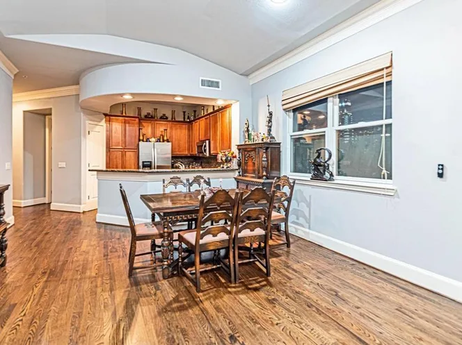 58 Briar Hollow Ln, Houston, TX 77027, USA
