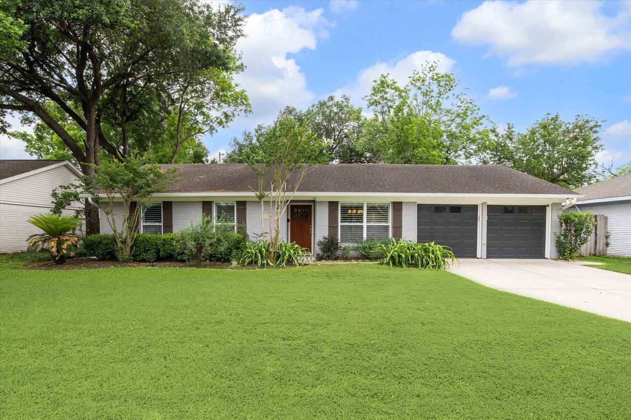 5807 Duxbury St, Houston, TX 77035, USA
