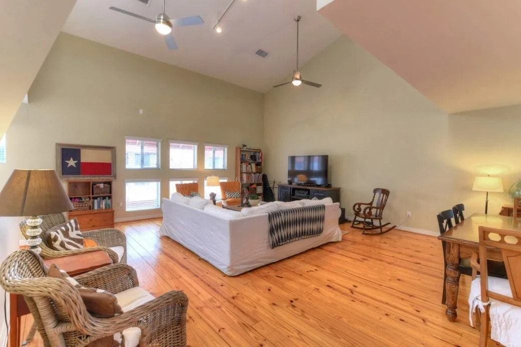 1716 W Dallas St, Houston, TX 77019, USA