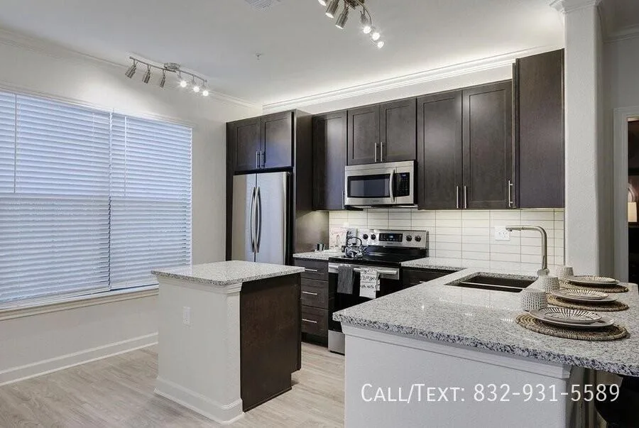 12330 N Gessner Rd, Houston, TX 77064, USA