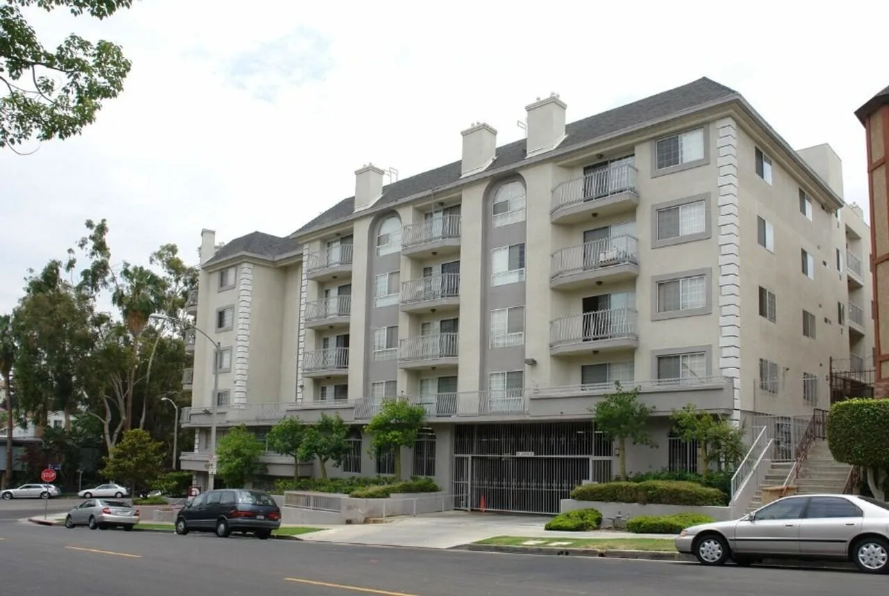 400 Westmoreland Apartments
