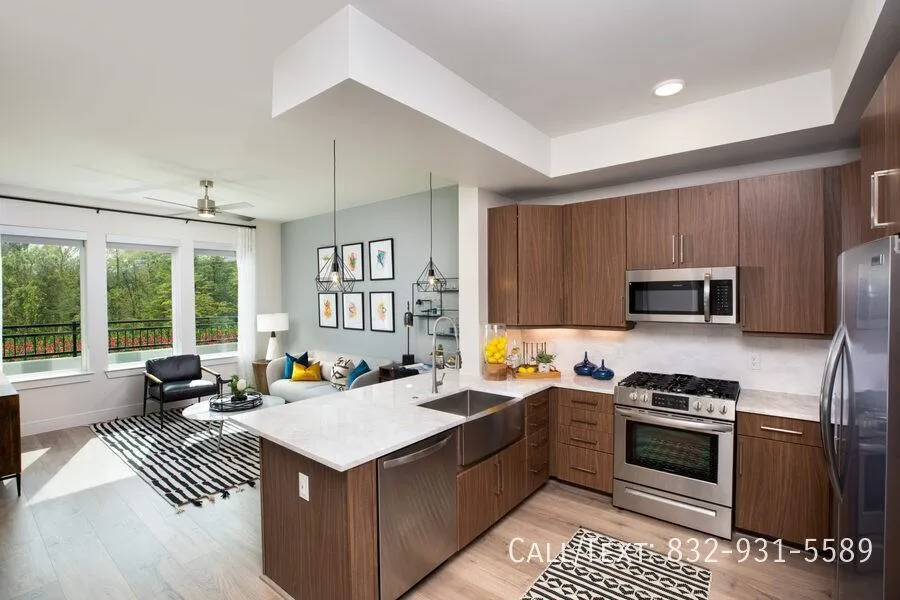 701 Cohn St, Houston, TX 77007, USA