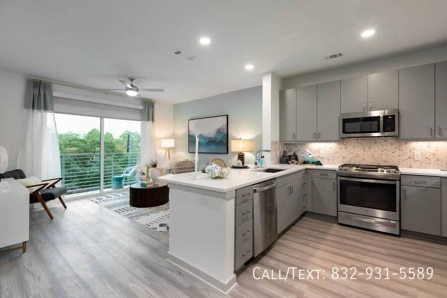 1046 Taft St, Houston, TX 77019, USA