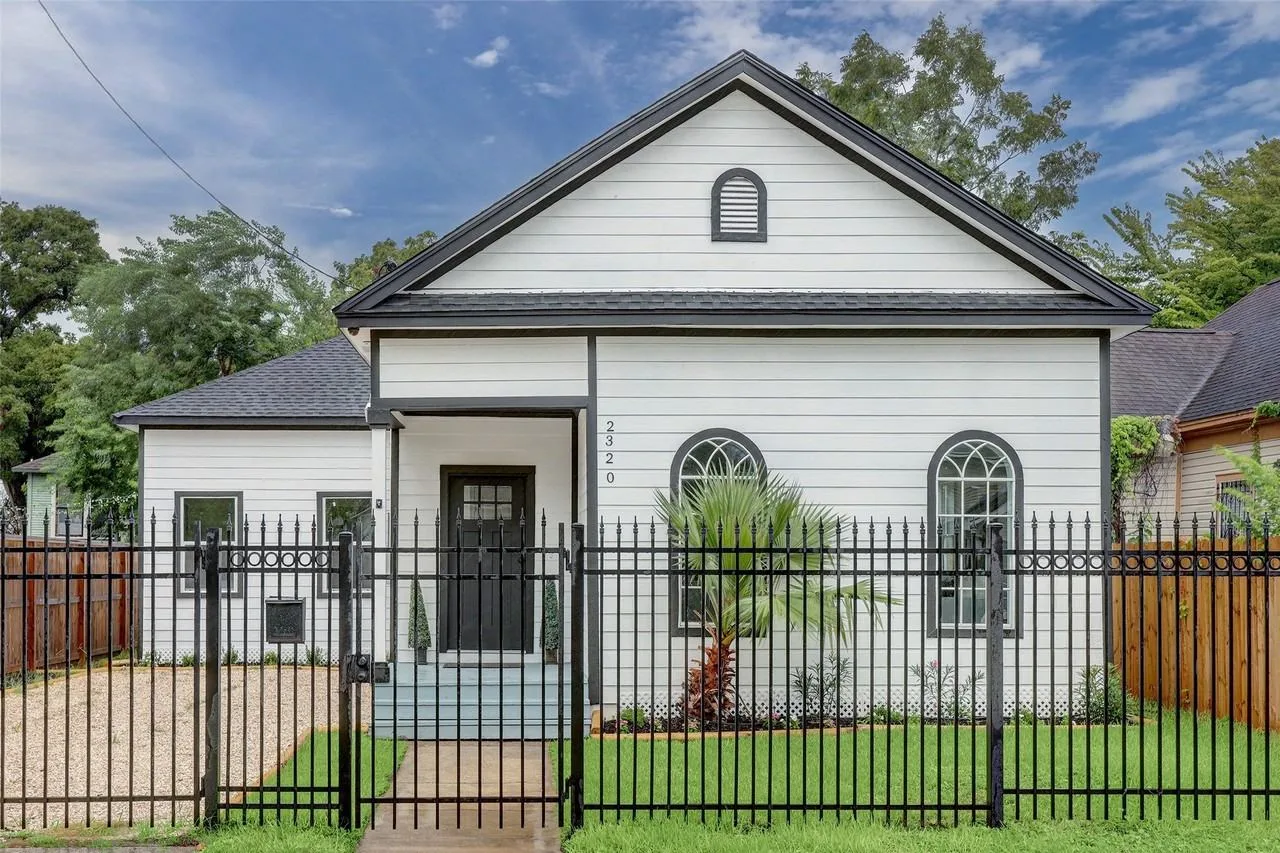 2320 Chestnut St, Houston, TX 77009, USA