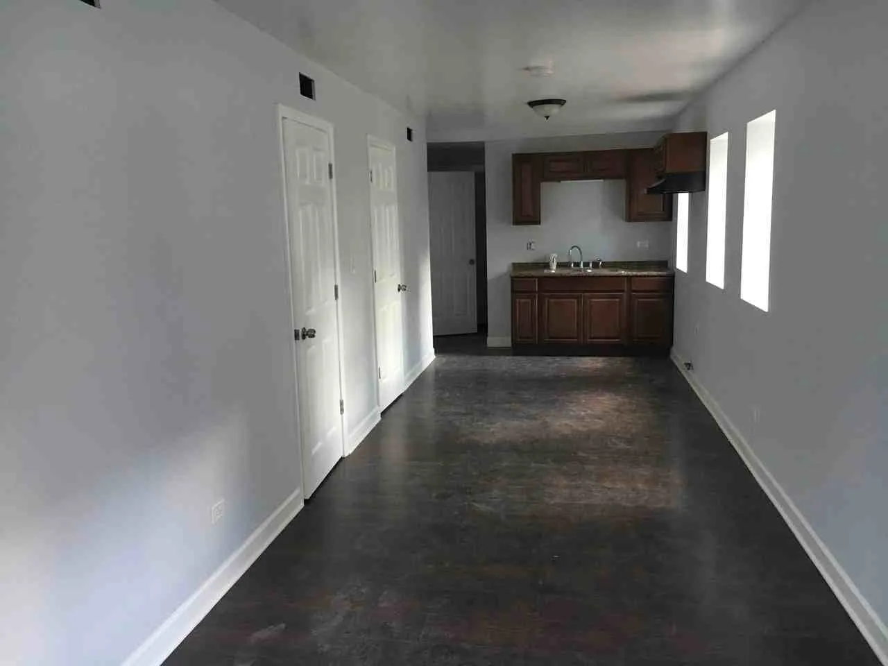 2228Sawyer