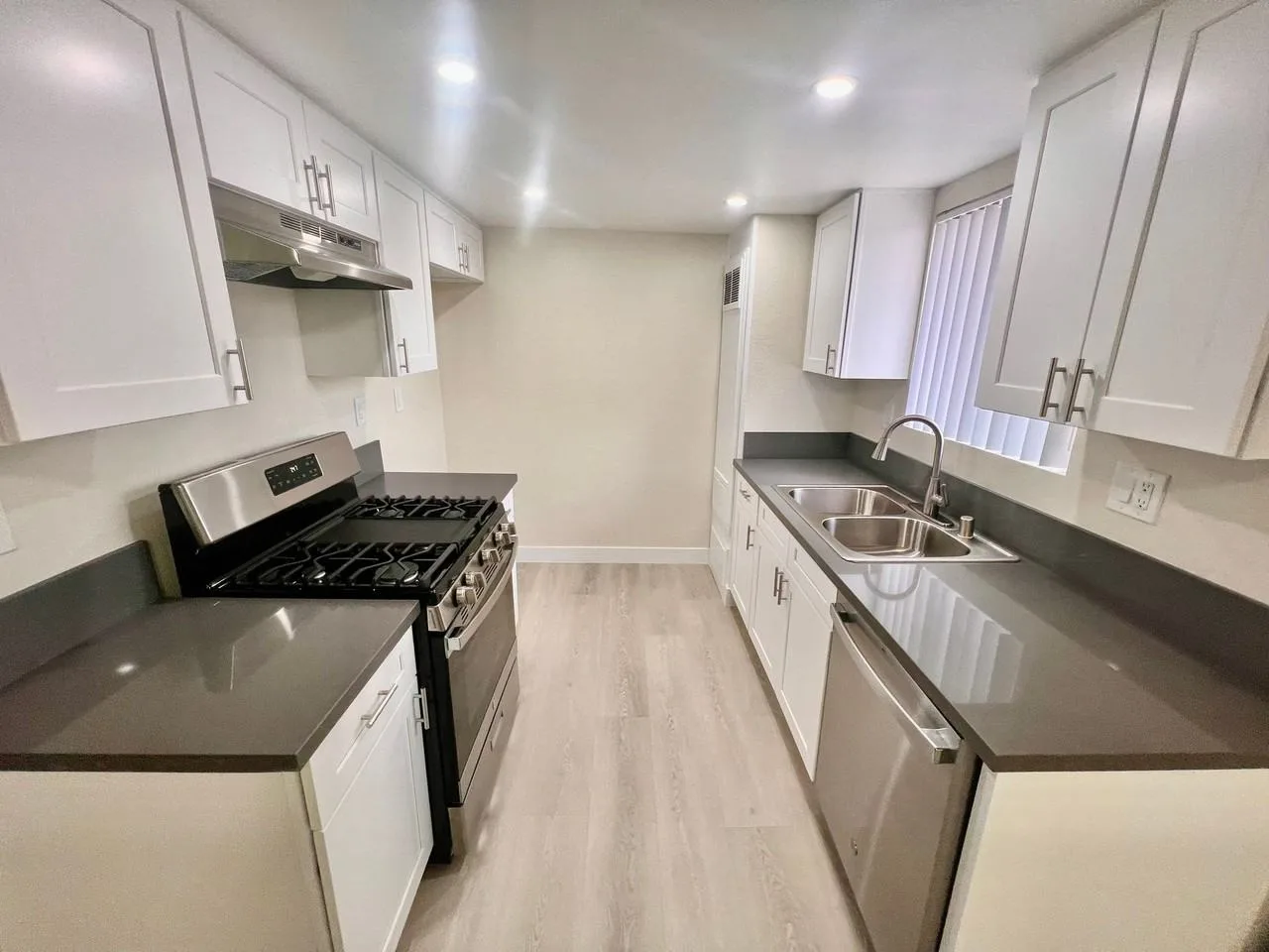 Astoria Apartments