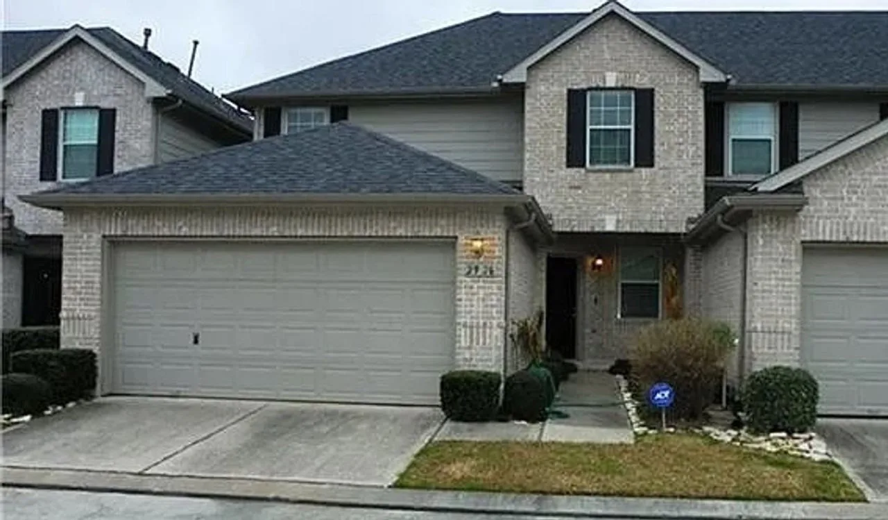 2926 Meadowglen Cv, Houston, TX 77082, USA
