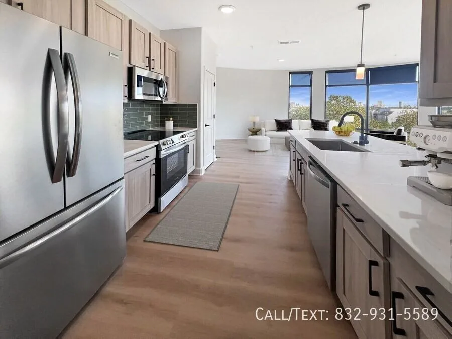 3398 Alabama St, Houston, TX 77004, USA