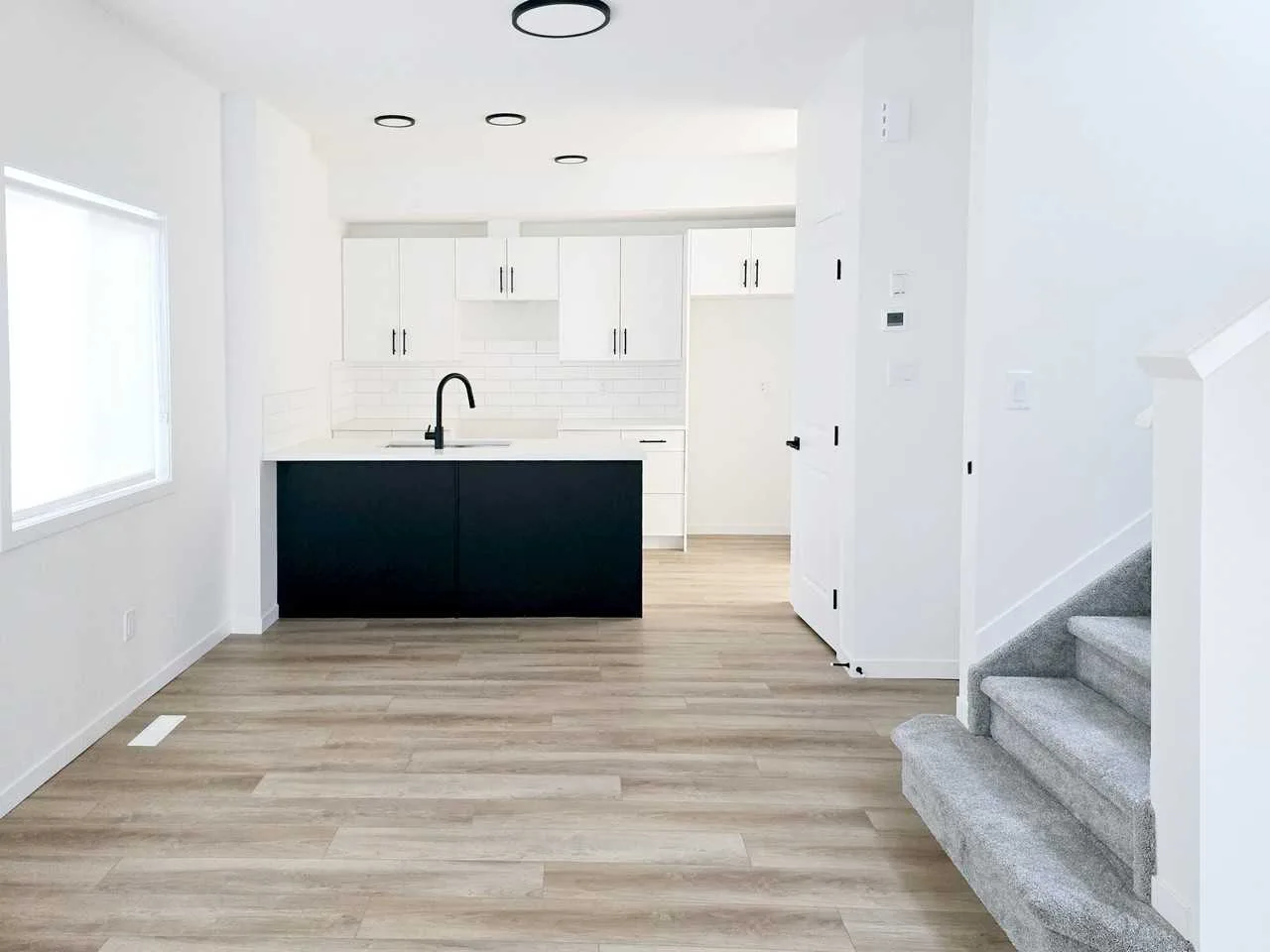 11951 64 St Nw Bsmt, Edmonton, AB T5W 4J4, CAN