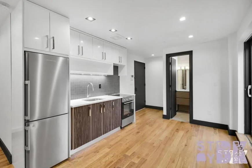 242 Parkside Ave, Brooklyn, NY 11226, USA