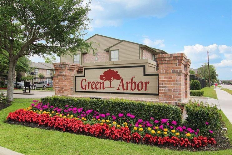 Green Arbor