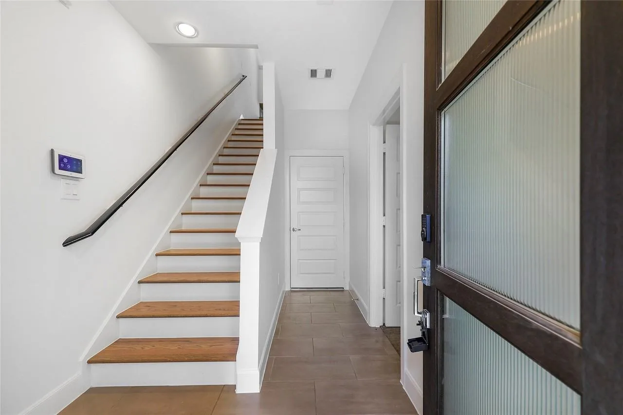 2724 Eado Edge Ct, Houston, TX 77020, USA