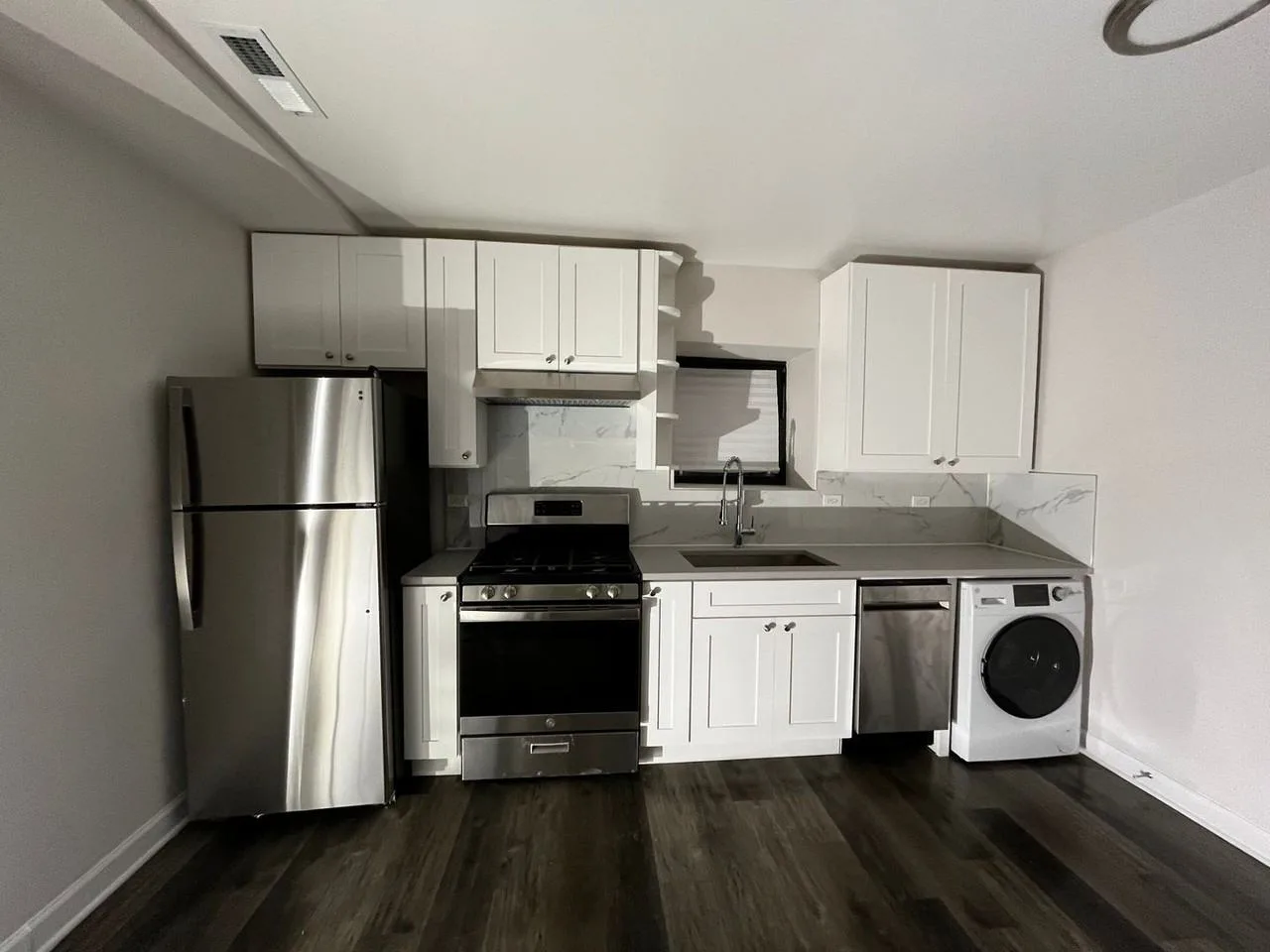 1328 W. 18th Pl