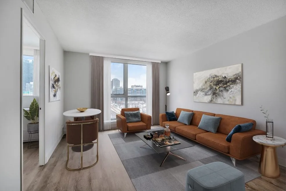 350-390 Queens Quay West