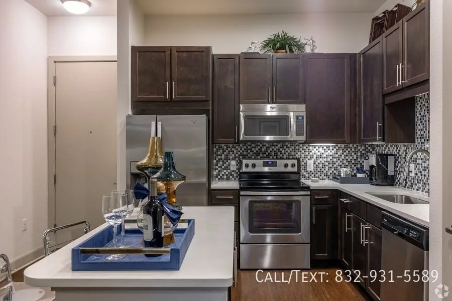14401 Mackilsee Ln, Houston, TX 77079, USA