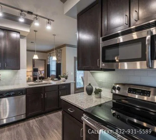 1498 Parkway Plaza Dr, Houston, TX 77077, USA
