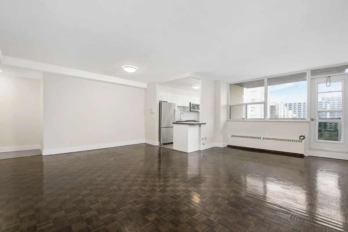 765 Steeles Avenue West