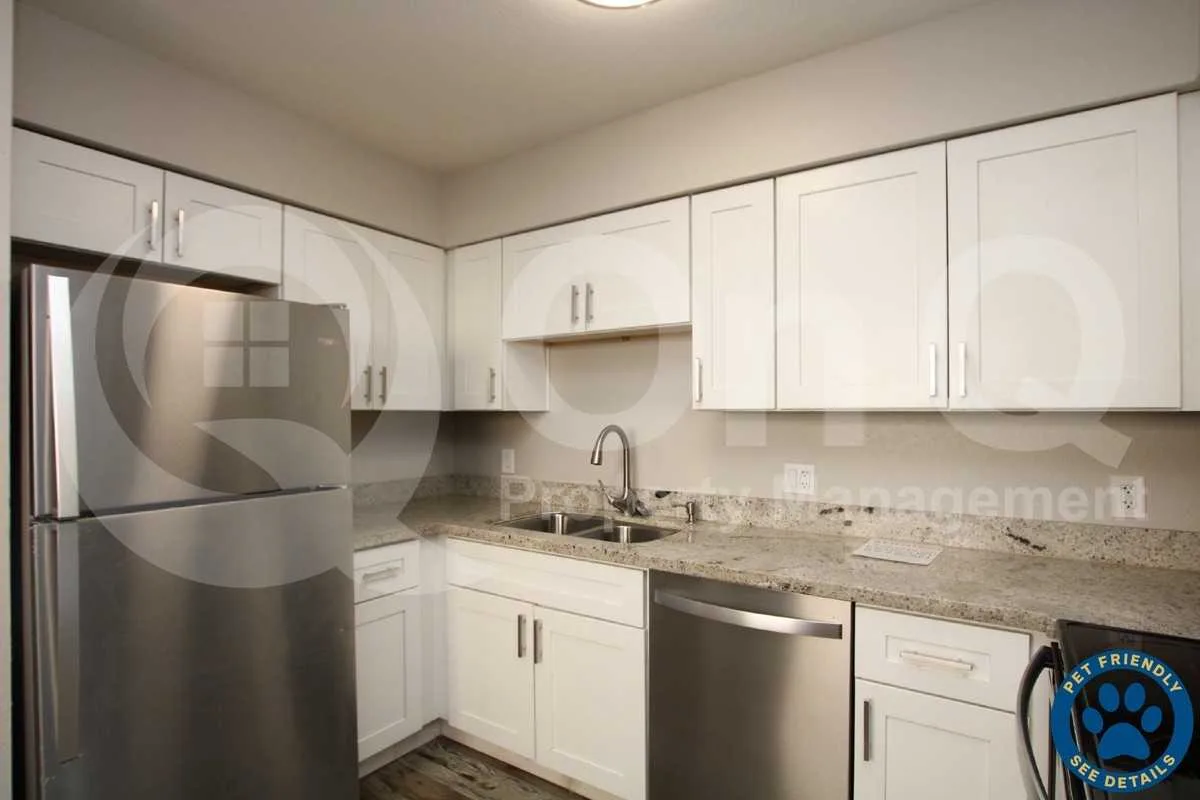 2807 E Paradise Ln, Phoenix, AZ 85032, USA