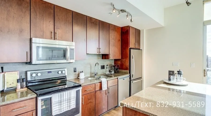 2758 Chimney Rock Rd, Houston, TX 77056, USA