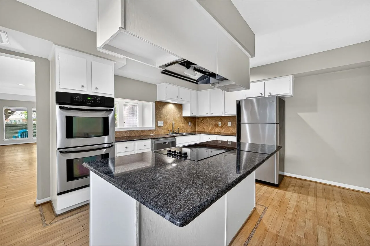 1340 Chardonnay Dr, Houston, TX 77077, USA
