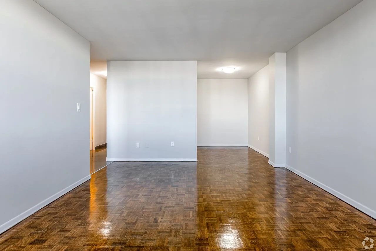 Sunrise Tower Apartments