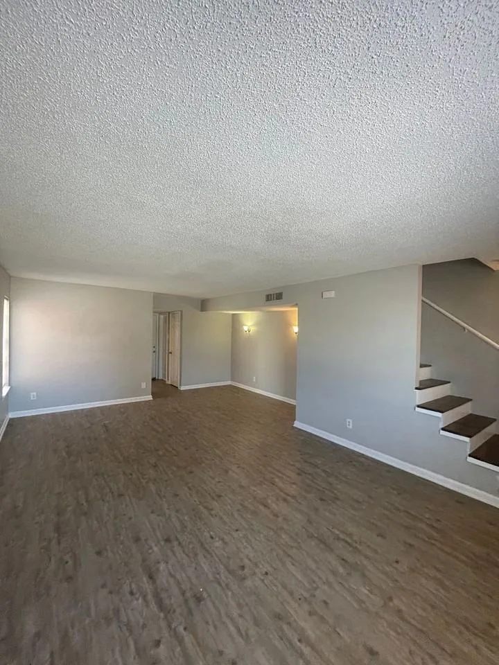 Contessa Townhome Apartments