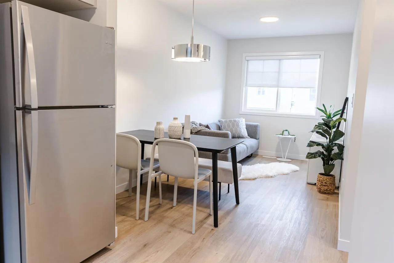 22640G 80 Ave Nw, Edmonton, AB T5T 7R8, CAN