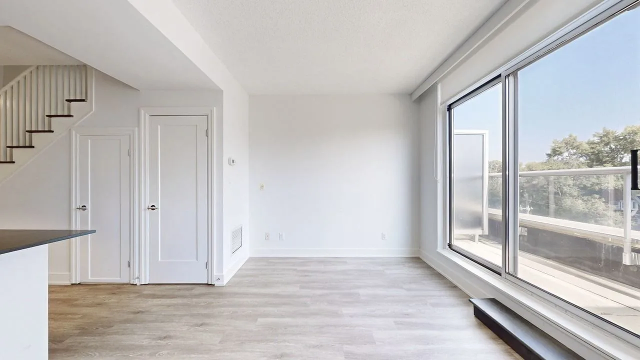 50 Spadina Road