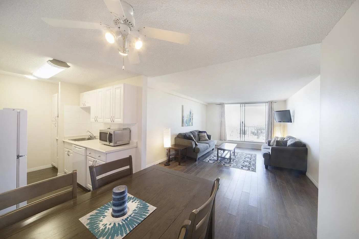 Our beautiful apartments have quality options to make you feel at home.