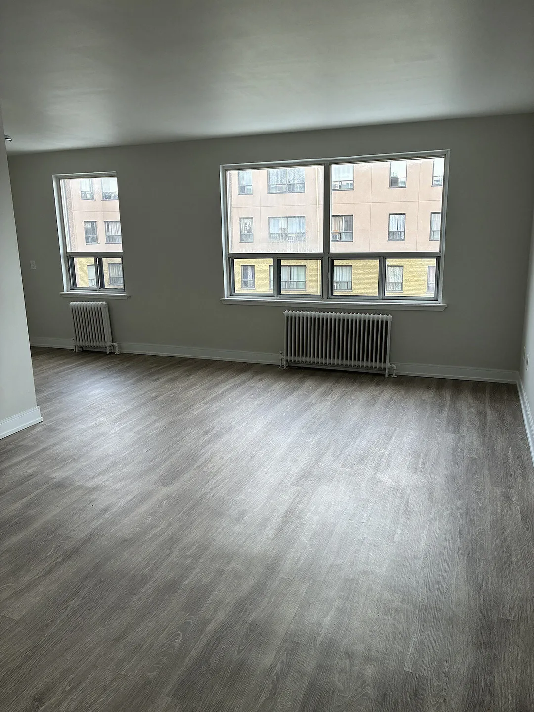 Newly renovated 1 Bedroom units for rent.
