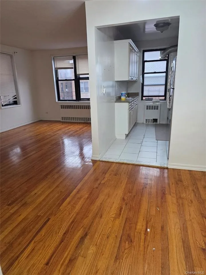 15025 72nd Rd, Flushing, NY 11367, USA