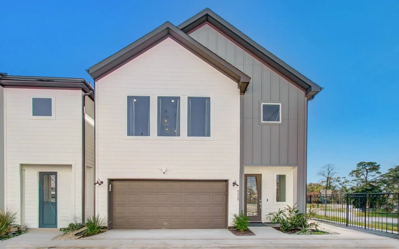 8320 Curry Rd, Houston, TX 77093, USA