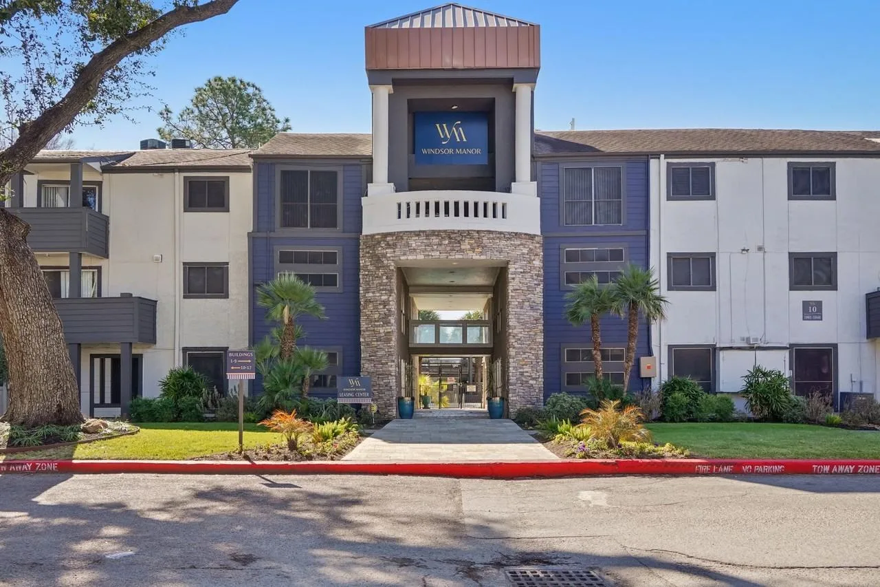 Windsor Manor