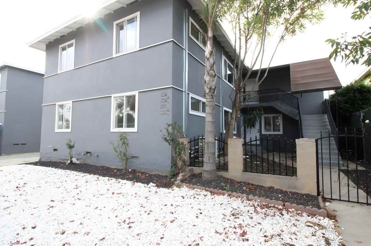 9007-11 Ramsgate Ave.