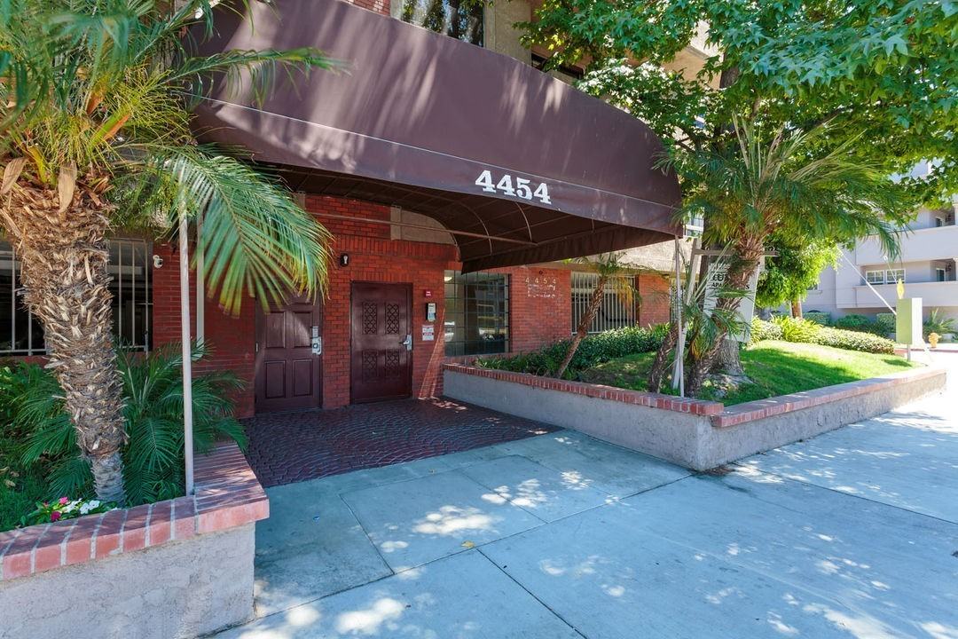 4454 Coldwater Canyon Ave